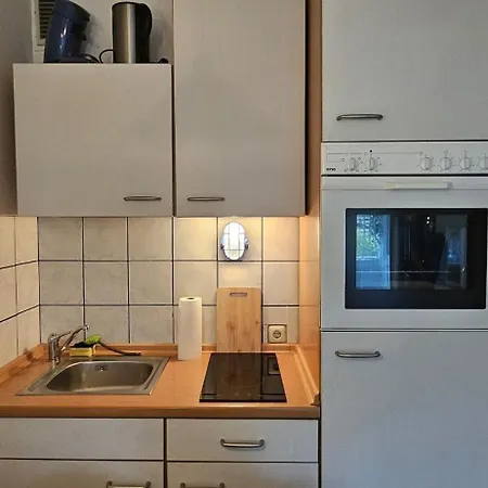 Apartment 3 115